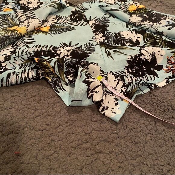 Jealous Tomato Tropical Print Skorts - Picture 10 of 13